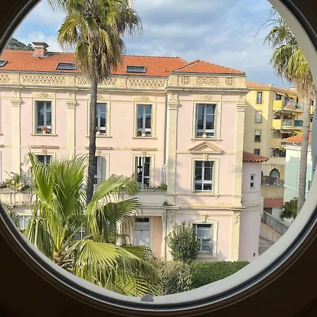 Chic Between The Sea And Palm Trees * Hyères