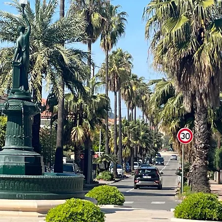 Chic Between The Sea And Palm Trees * Hyères